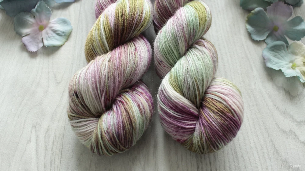 "Rozkvétám"-  Blue Faced Leicester sw 400m