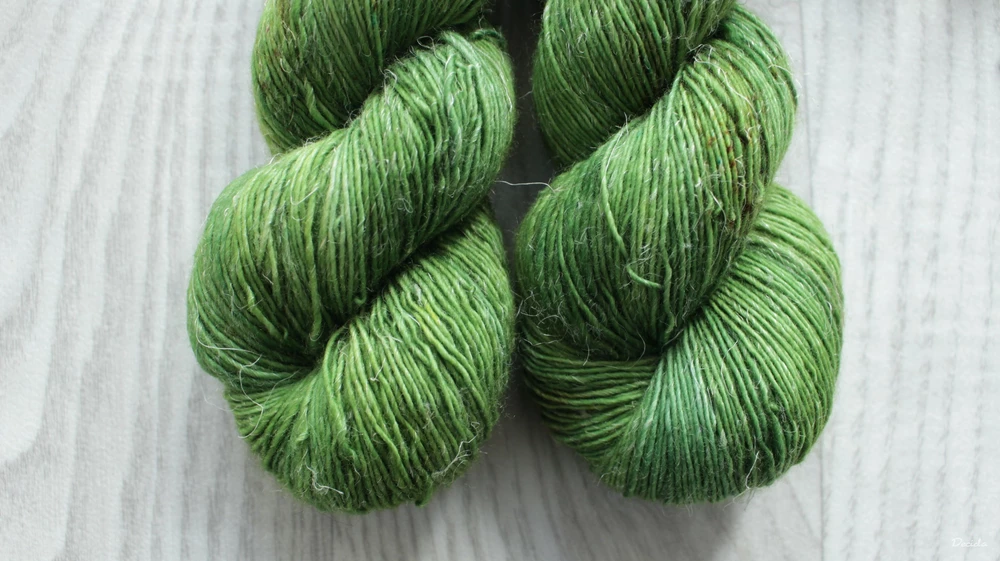 "Grass" -  Single 90% Merino/10% Len 366m