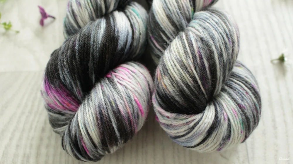 "Crazy Zebra" - EXTRA Merino sw/polyamid 365m/100g