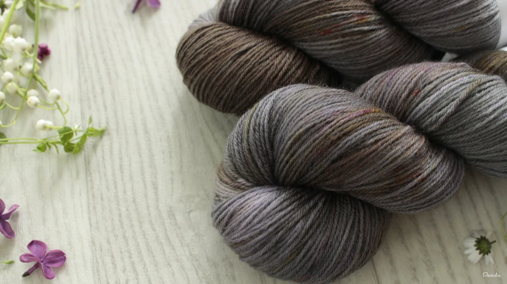 "Dominica" - EXTRA Merino sw/polyamid 365m/100g