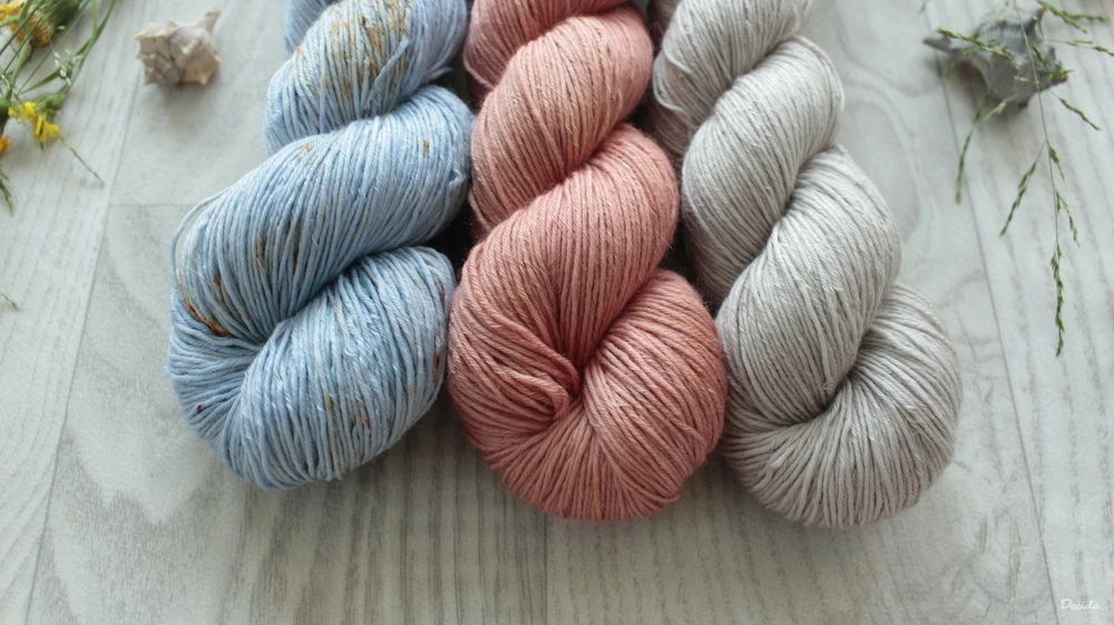 "Set 25" 300g -  80% Merino 20% hedvábí 3mm (360m)