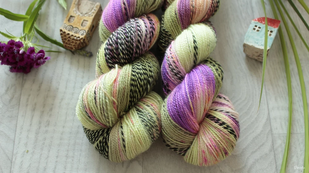 "Blinky" - ZEBRA Merino sw/nylon 365m/100g