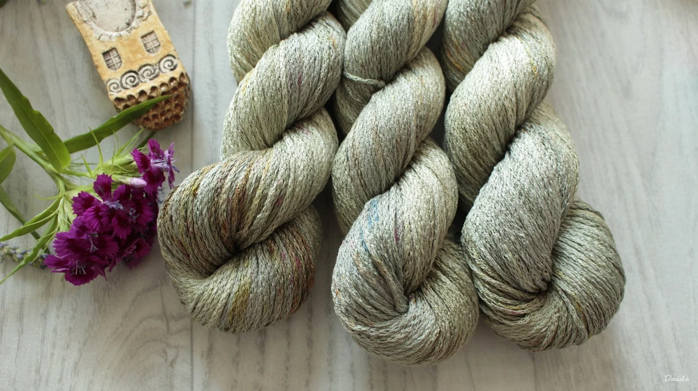 "Tobago" 100% pravé hedvábí - 150m/50g