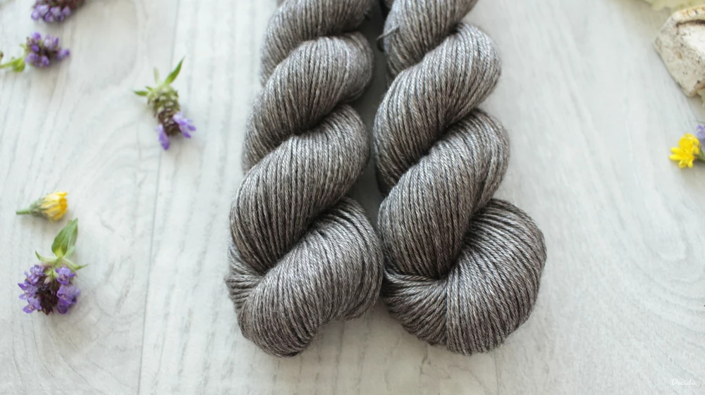 Přírodní -  50% yak 50% hedvábí 50g