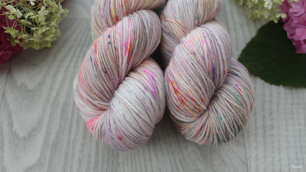 "Ainita" - EXTRA Merino sw/polyamid 365m/100g