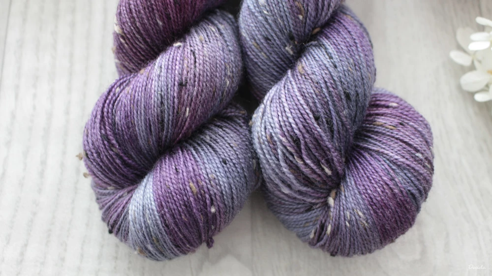 "Violetta" - merino a Donegal neps 400m