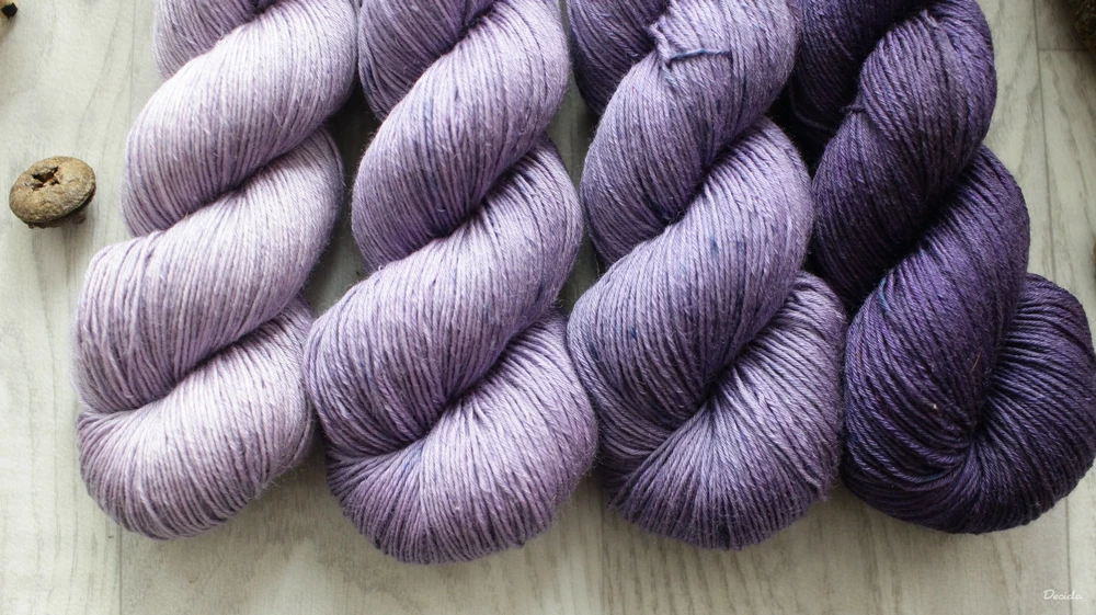 "Set 42" 400g - 80% Merino 20% hedvábí 3mm (360m)
