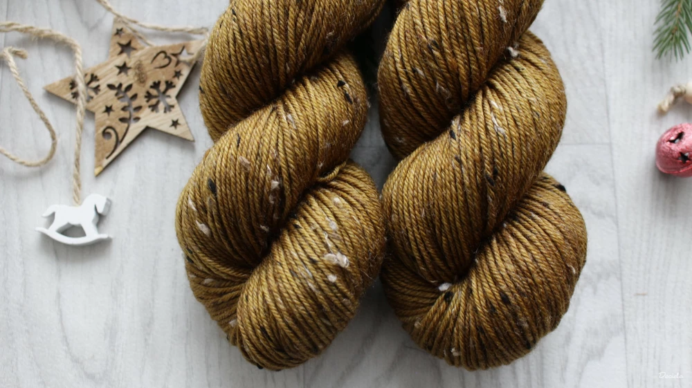 "Skořice" Donegal DK -  85% merino a 15% donegal nopky