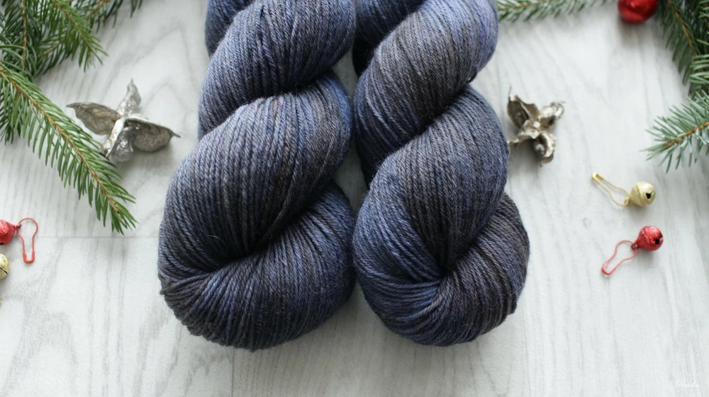 "Dark Night 2" - EXTRA Merino sw/polyamid 365m/100g