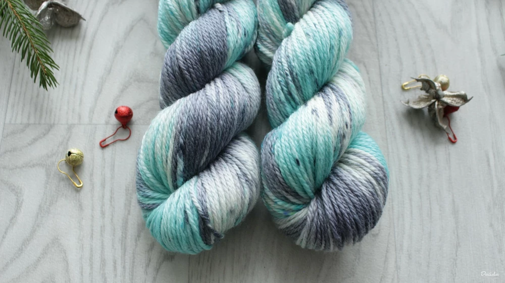 "Snowie" Aran merino sw 166m/100g