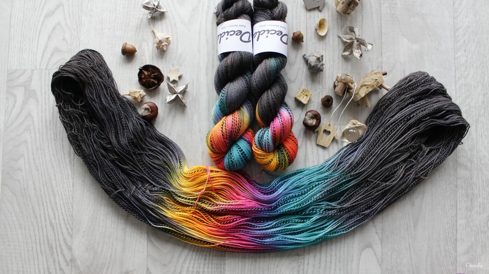 "Night colours" - ZEBRA Merino sw/nylon 400m/100g