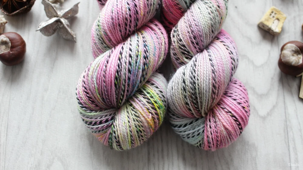"Jarní kvítky" - ZEBRA Merino sw/nylon 400m/100g