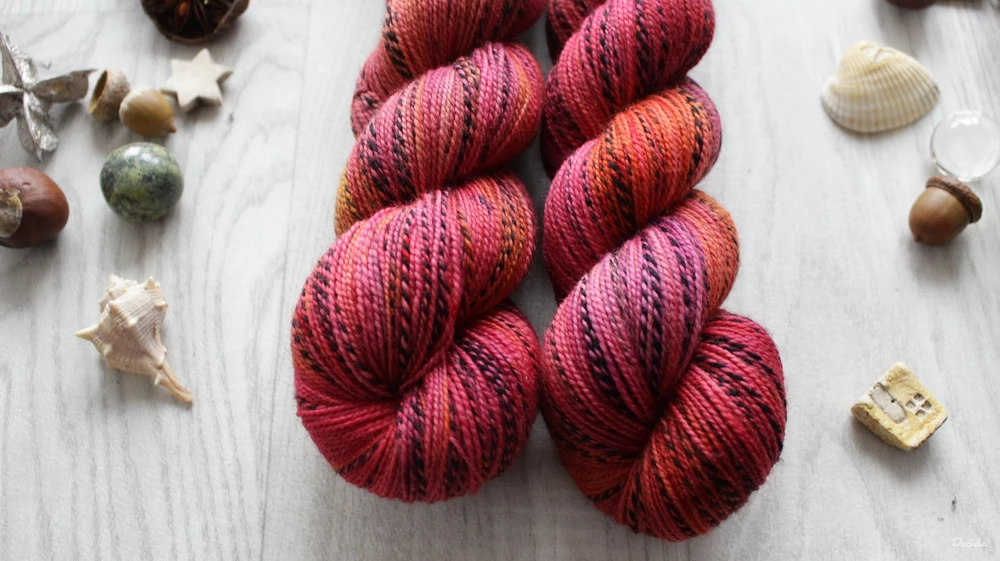 "Hot summer" - ZEBRA Merino sw/nylon 400m/100g