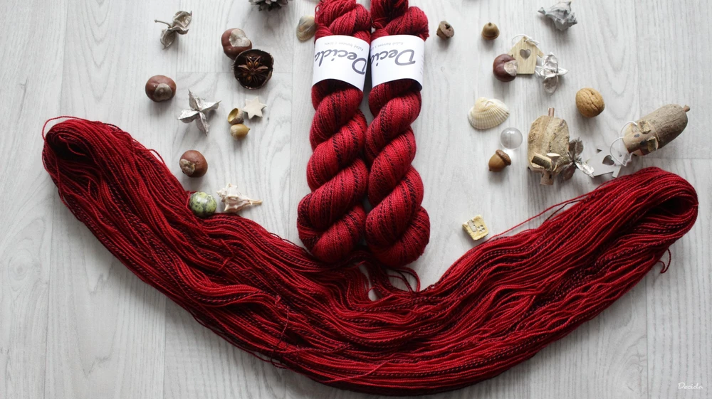 "Red" - ZEBRA Merino sw/nylon 400m/100g