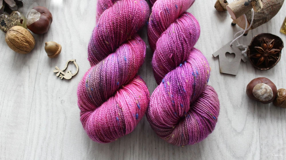 "Keya" -  85% merino sw a 15% donegal nopky barevné