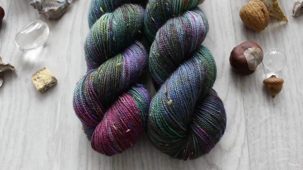 "Horizonts" -  85% merino sw a 15% donegal nopky barevné
