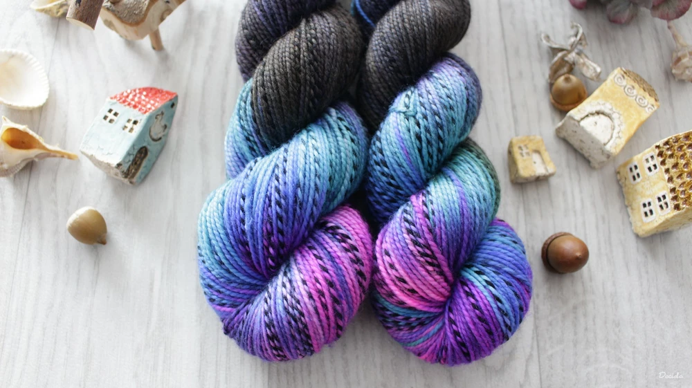 "Galaxi" - ZEBRA Merino sw/nylon 225m/100g