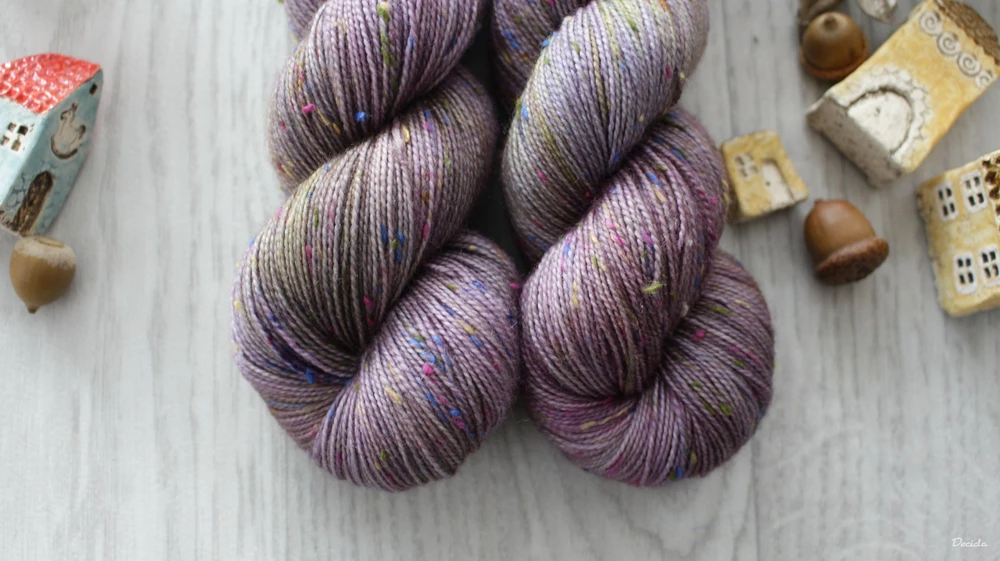 "Mures" - 85% merino sw a 15% donegal nopky barevné