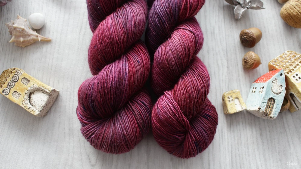 "Razzleberry" -  Single MERINO 366m
