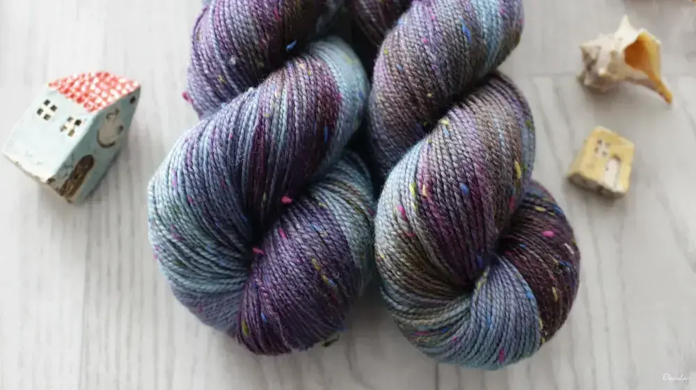 "Air" -  85% merino sw a 15% donegal nopky barevné