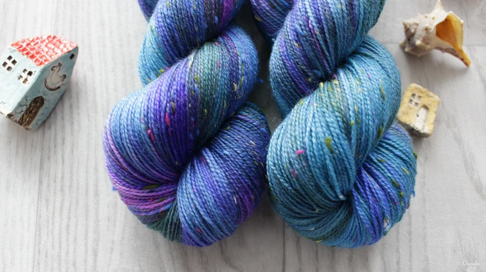 "Syamo" -  85% merino sw a 15% donegal nopky barevné
