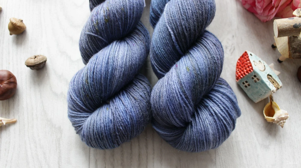 "Nubes oscuras" - EXTRA Merino sw/polyamid 365m/100g