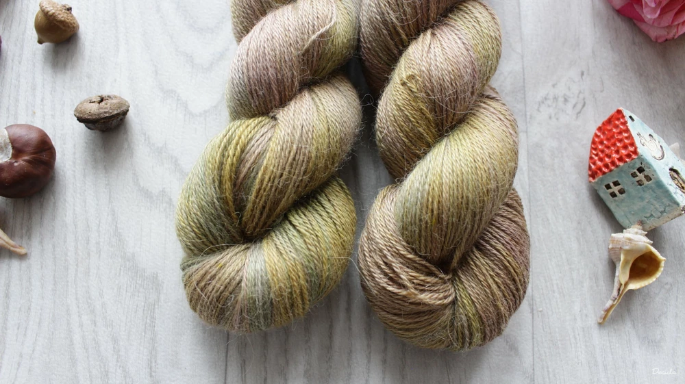 "Olive balm" 70%alpaka/10%kašmír/20%hedvábí 400m