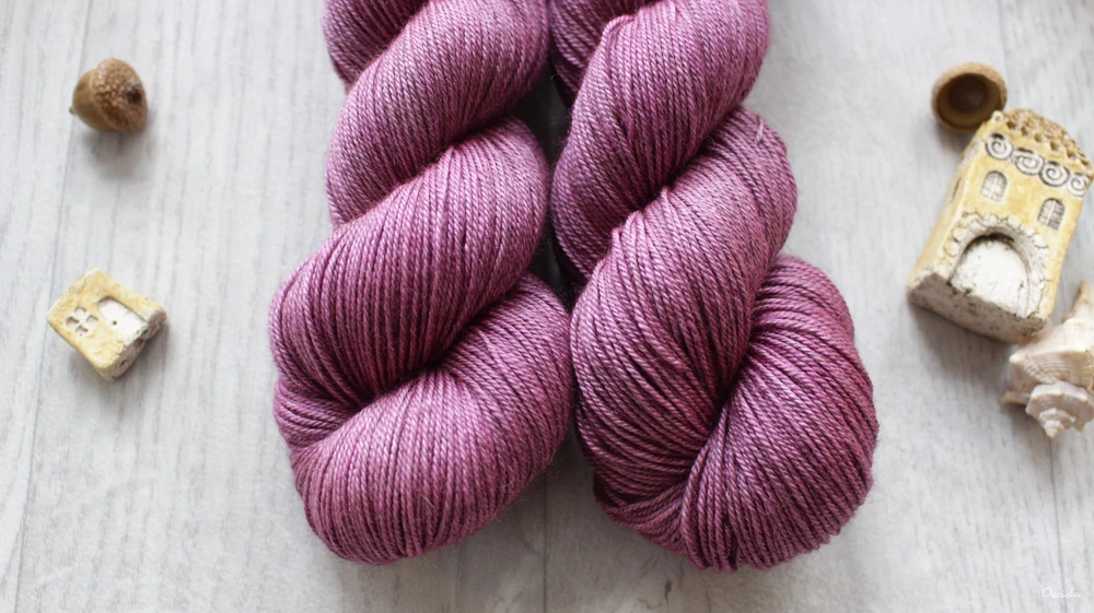 "Ziona 2" -  60%merino 20%hedvábí a 20% yak