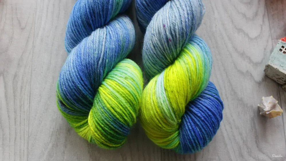 "Spring" -  Merino sw/polyamid 270m/100g