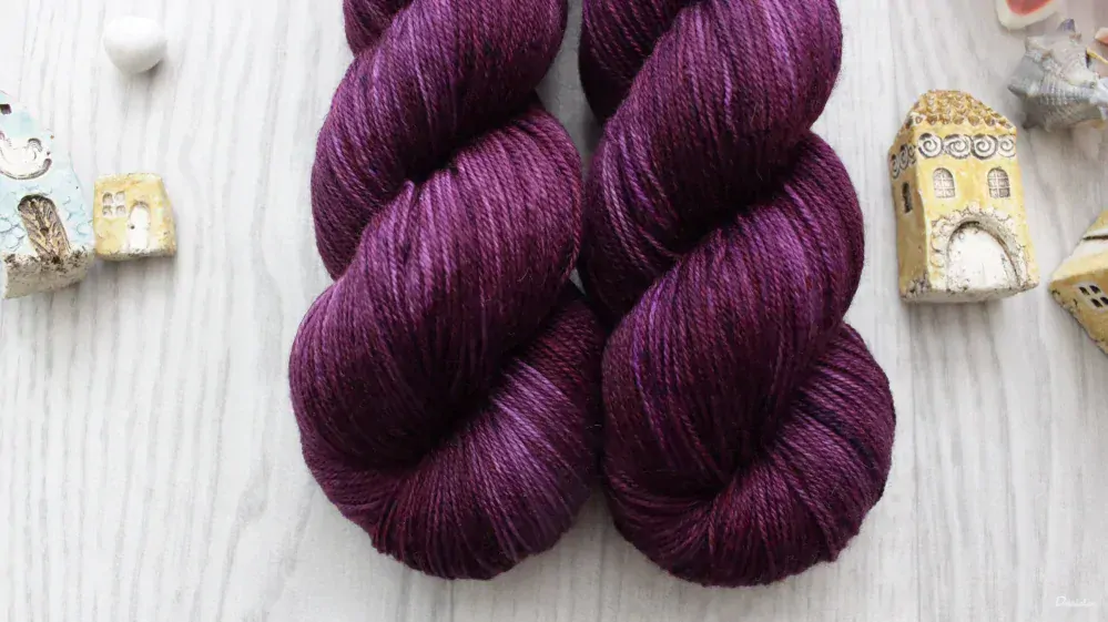 "Burgundy" EXTRA Merino sw/polyamid 510m/100g