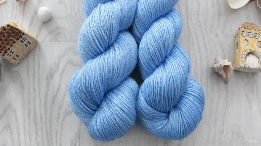 "Blue 2" - merino sw/hedvábí 50/50 400m