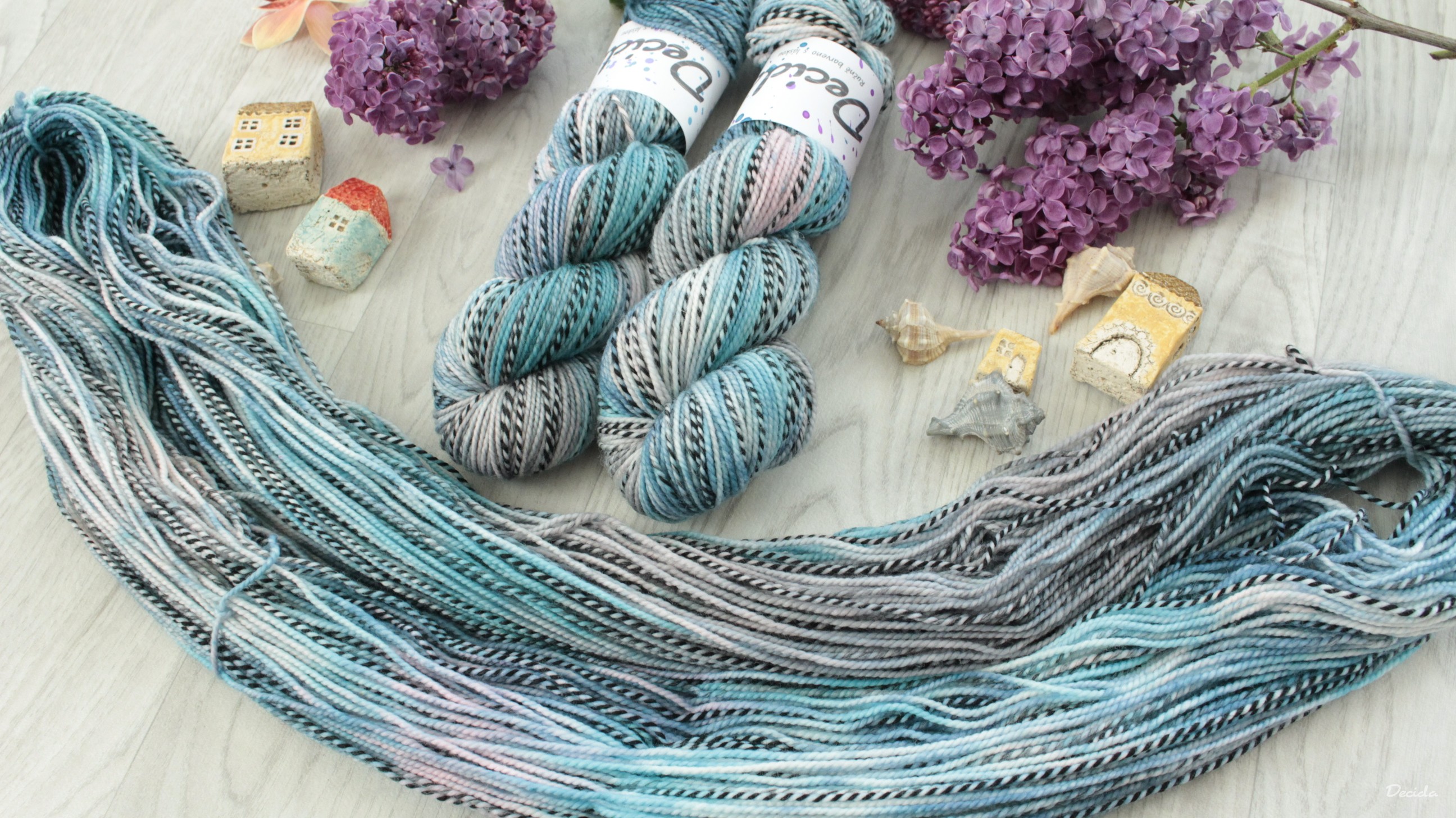 "Ilha" - ZEBRA Merino sw/nylon 225m/100g