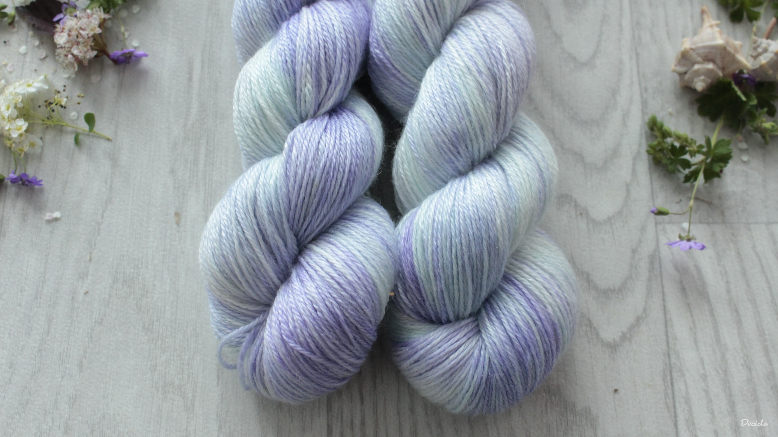 "Breeze" 50% Merino sw/50% tencel 333m