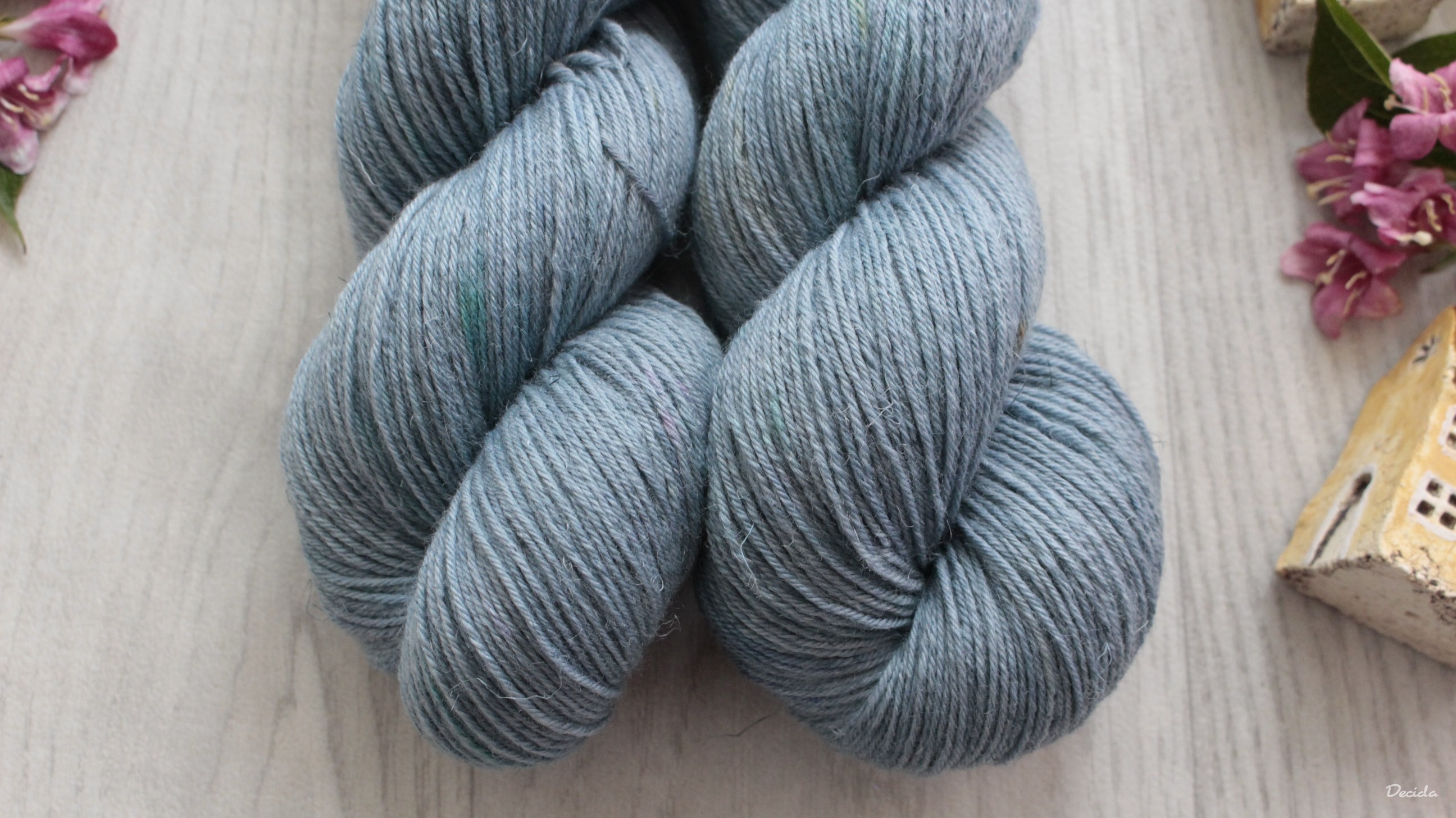 "Cinzas" - 80% Merino Easywash/20% Len 400m/100g