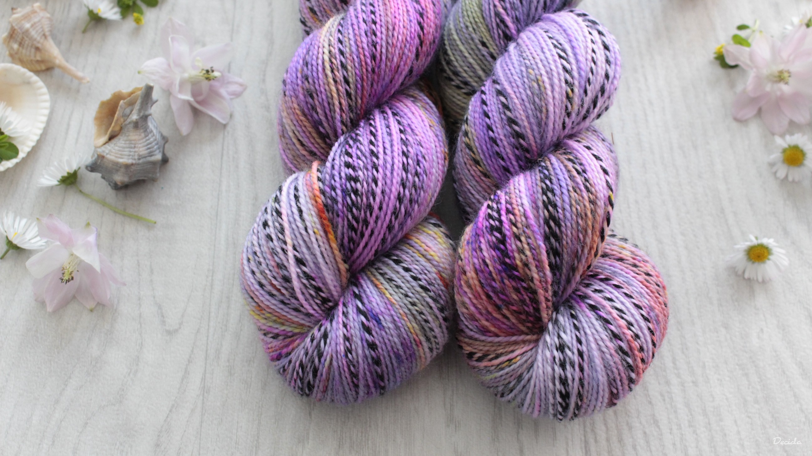 "Iolanda" - ZEBRA Merino sw/nylon 400m/100g