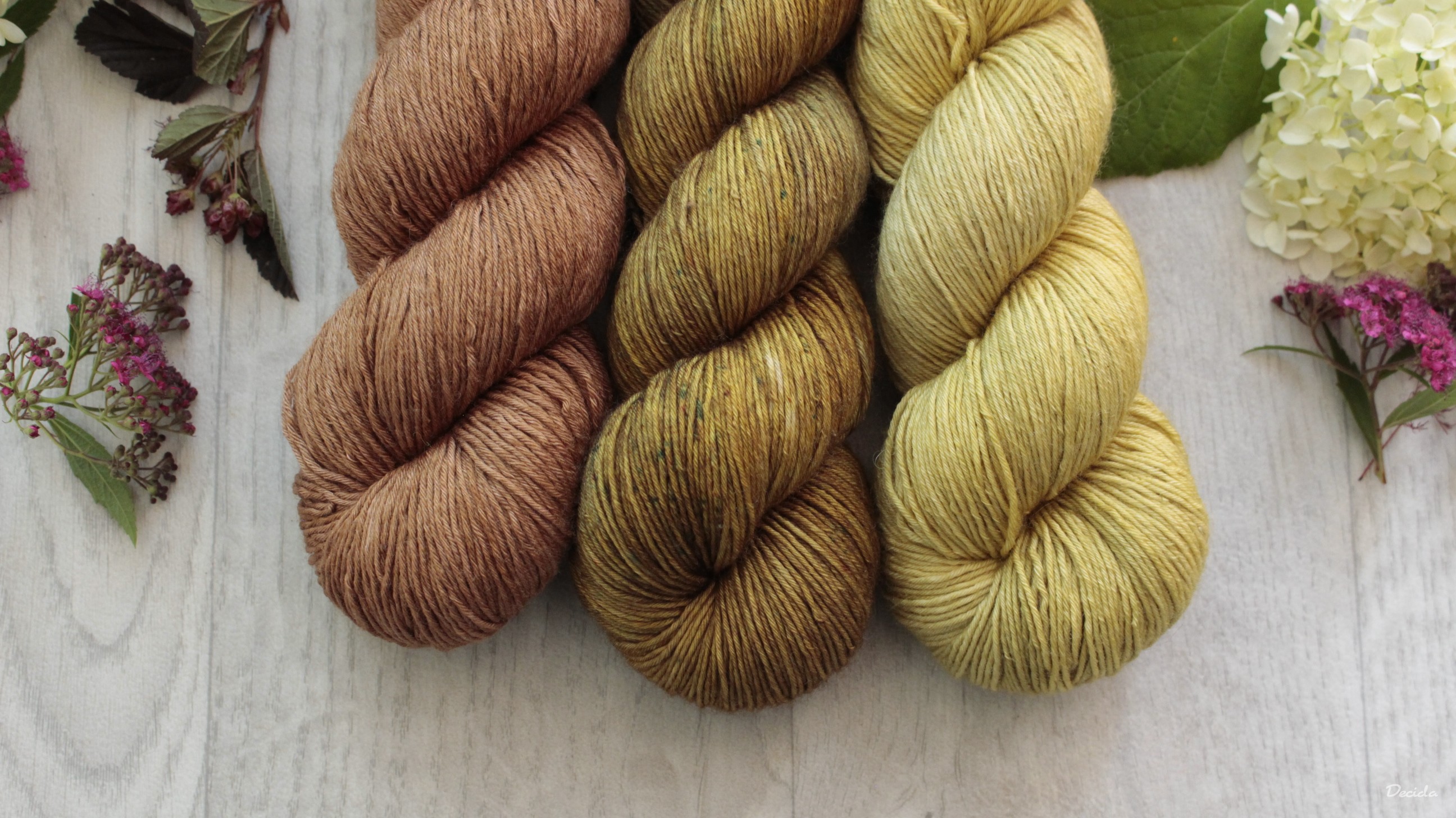 "Set 77" 300g - 80% merino 20% hedvábí 360m