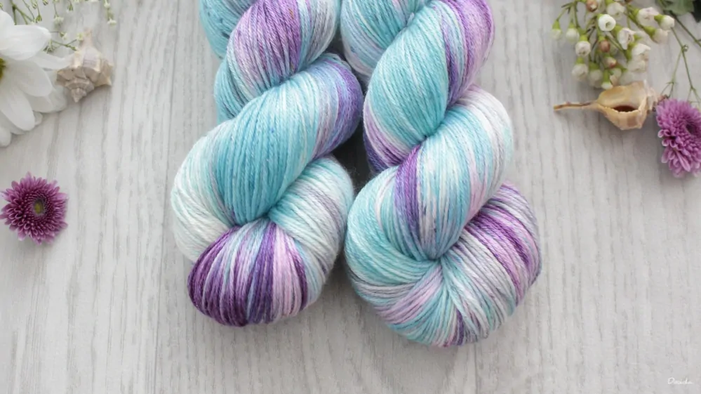 "Wid Flowers" - merino sw/hedvábí 50/50 400m