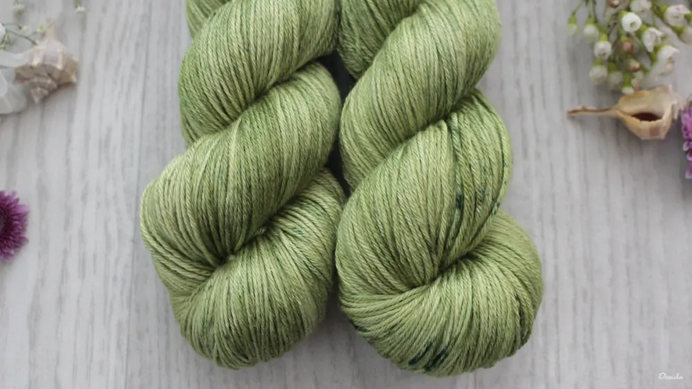 Manzana" - merino sw/hedvábí 50/50 400m