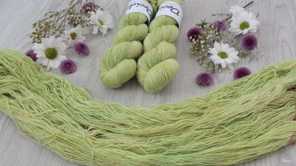 "Lime" - merino a Donegal neps 400m
