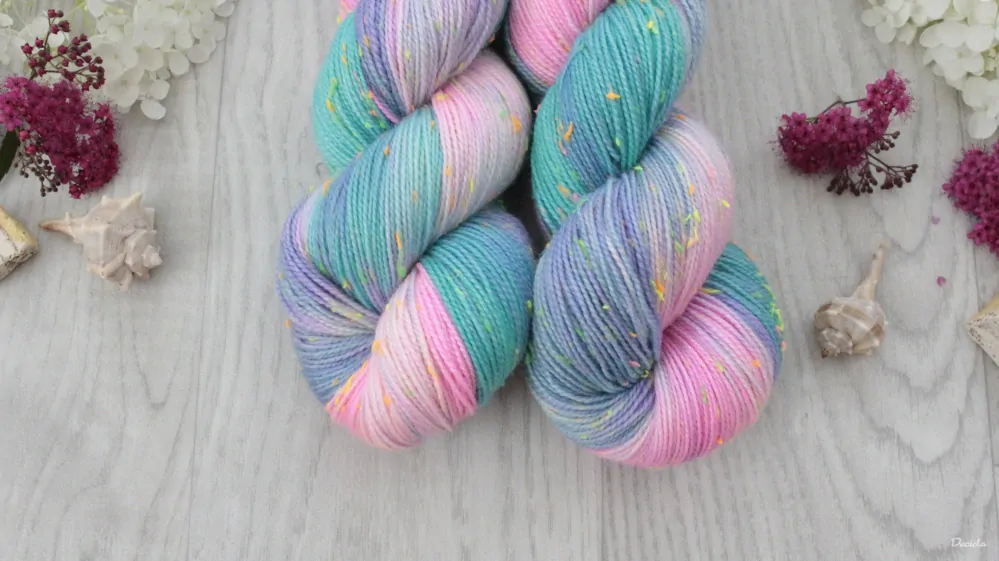 "Pleyla 2" - merino a Donegal neps 400m