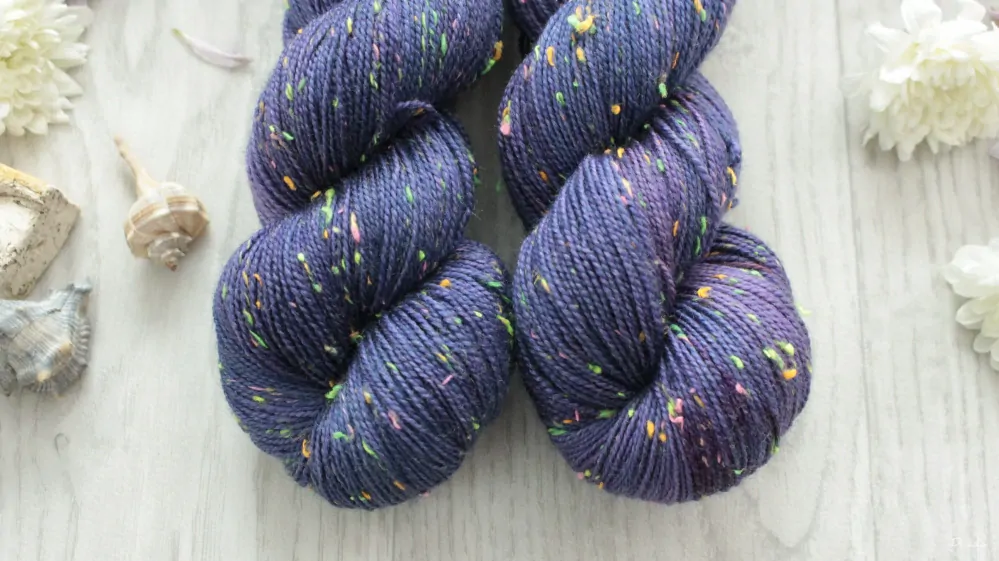 "Violet dream"" - merino a Donegal neps 400m