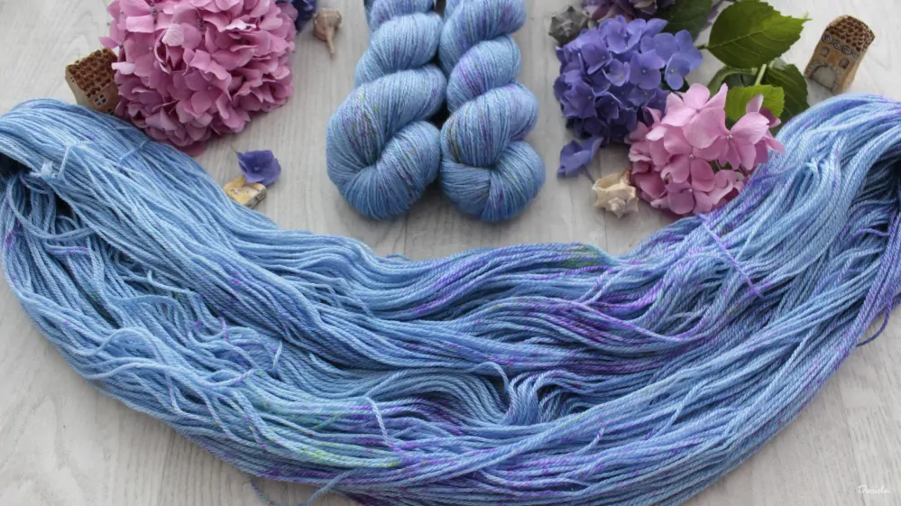 "Speckled Sky" Merino/tencel 333m