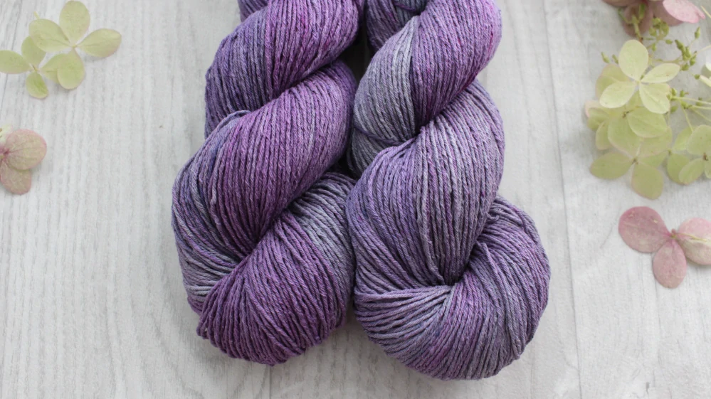 "Benedita" - Buretové hedvábí 300m/100g