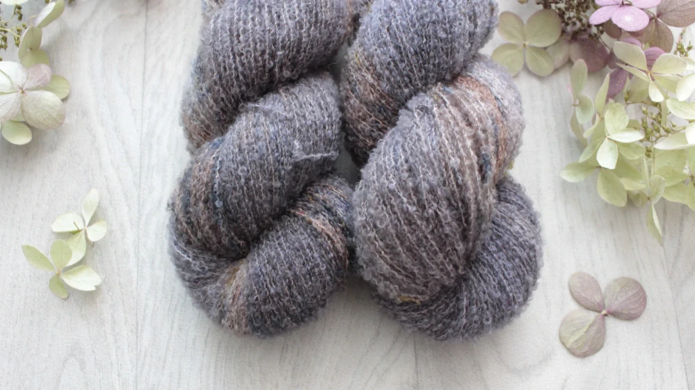 "Mount 2" - merino sw Boucle 450m/100g