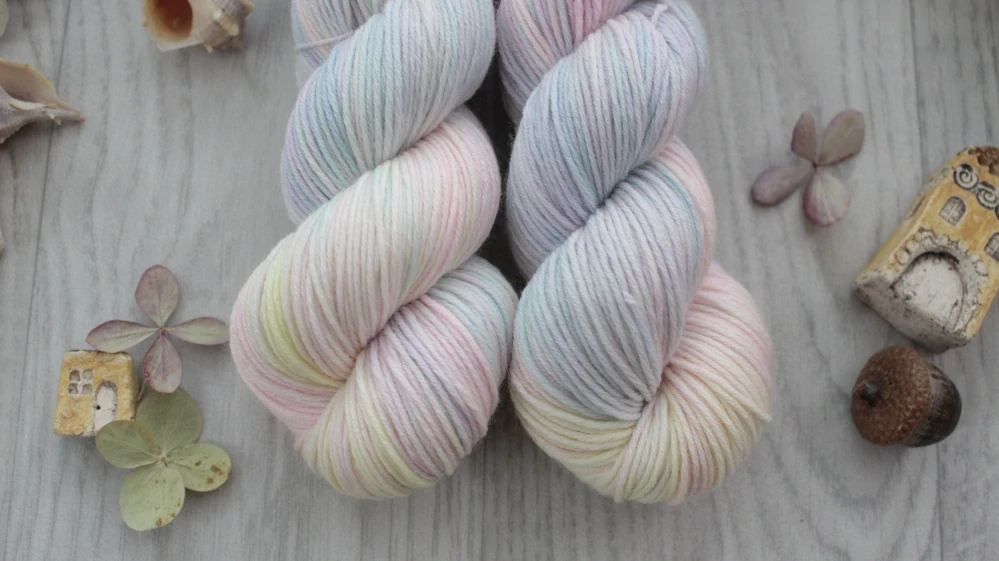 "Soft Pastel" -  extra MERINO sw 210m