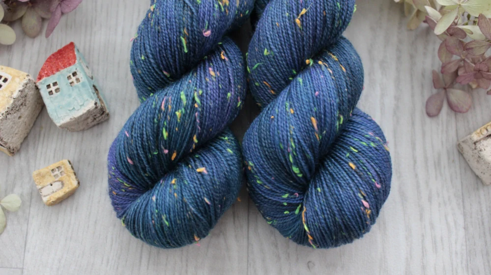 "Pulsing 3" - merino a Donegal neps 400m