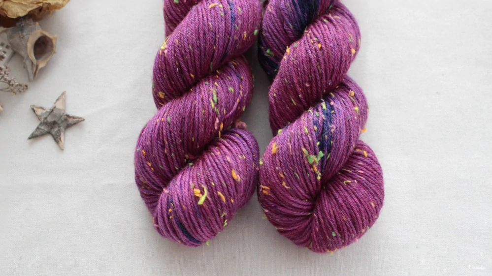 "Vetřelkyně" Donegal DK -  merino sw a Donegal neps 212m