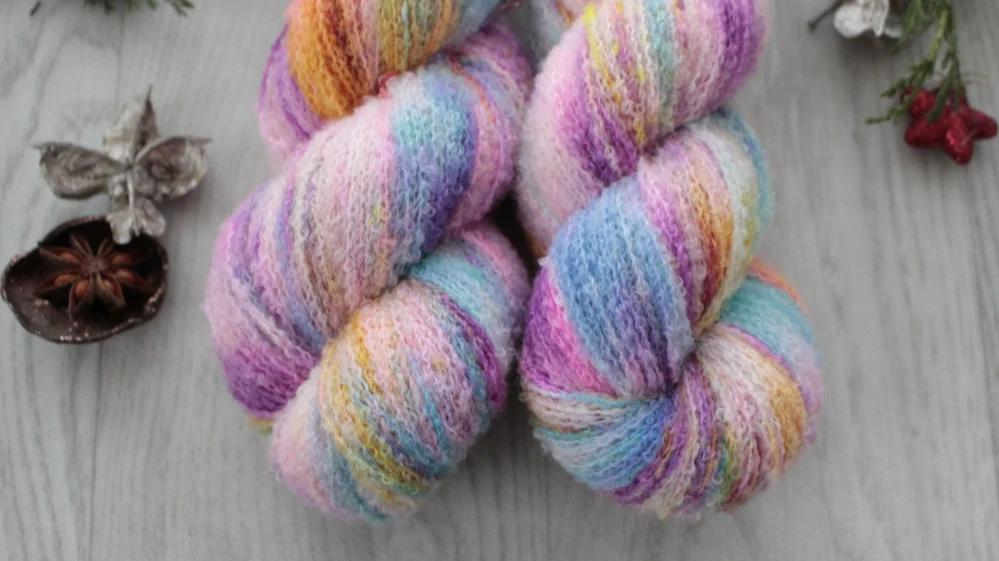 "Sweet gloria" - merino sw Boucle 450m/100g