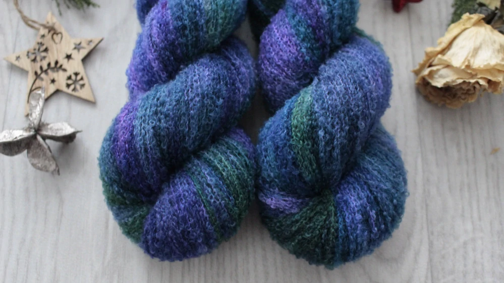 "Beija-flor" - merino sw Boucle 450m/100g