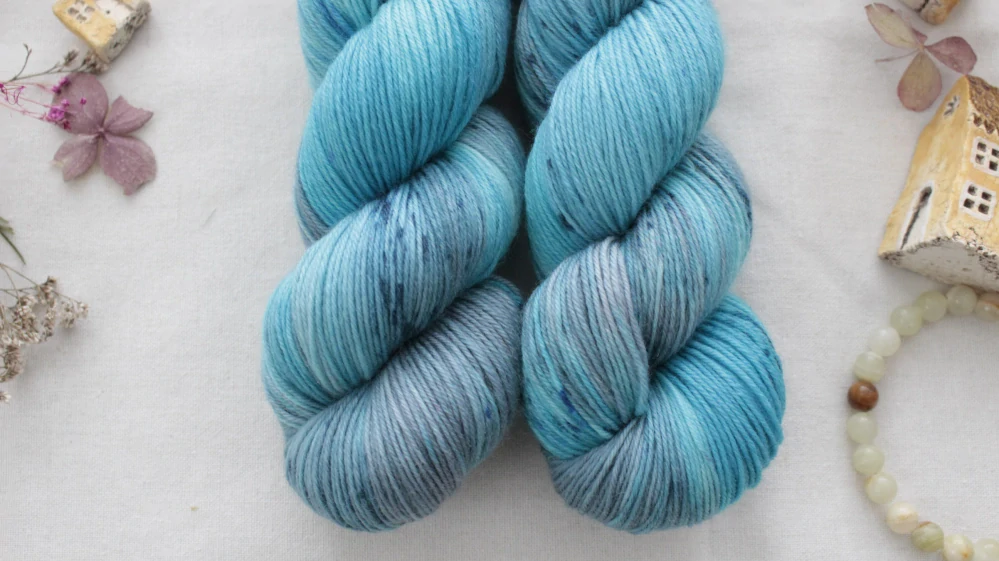 "Movements"  EXTRA Merino sw/polyamid 400m/100g